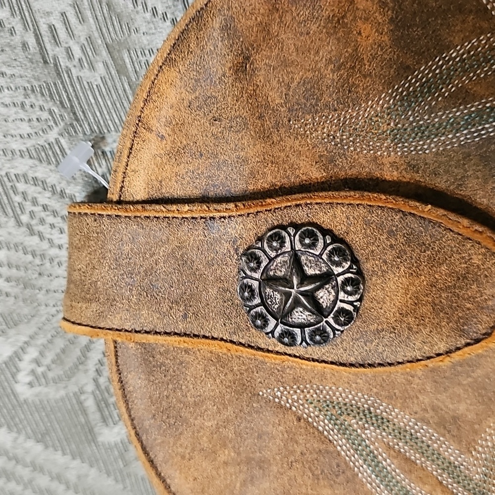 The Old Gringo NWOT Tan Fringe Boot Crossbody Bag - Picture 4 of 11
